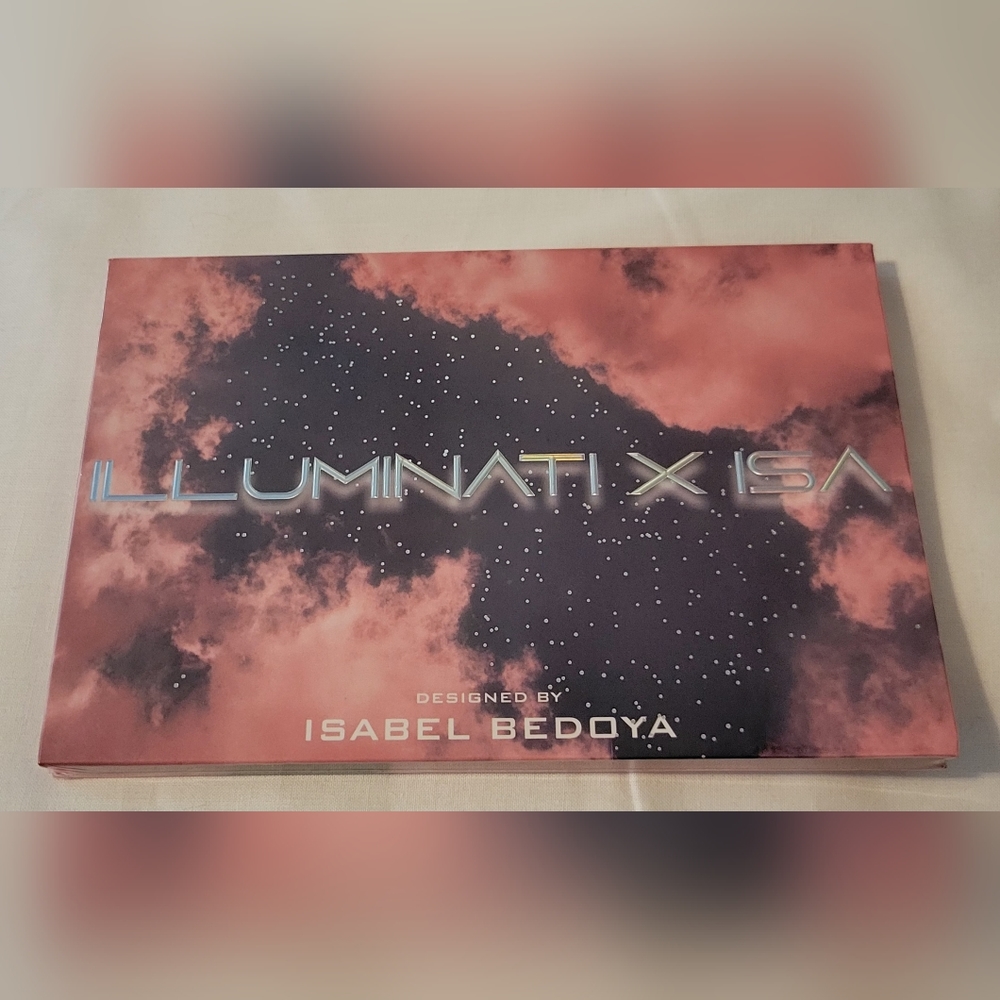 ILLUMINATI X ISA Eyeshadow Palette